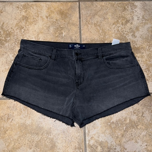 Hollister Pants - Hollister Jean Shorts Size 33